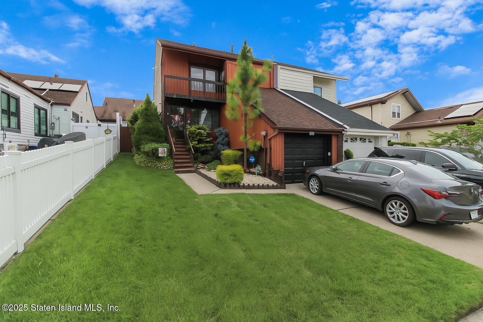 226 Annadale Road Staten Island, NY 10312 - Photo 1 of 1 Front