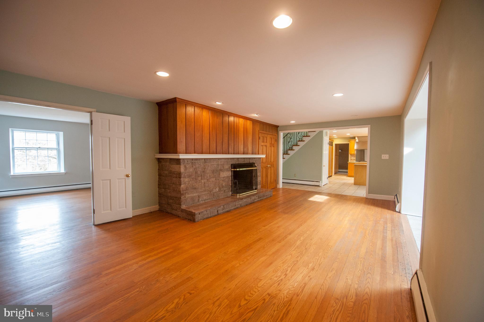 725 Knox Road Villanova, PA 19085 - Photo 5 of 23