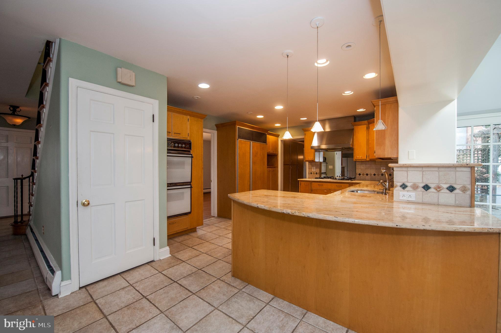 725 Knox Road Villanova, PA 19085 - Photo 8 of 23
