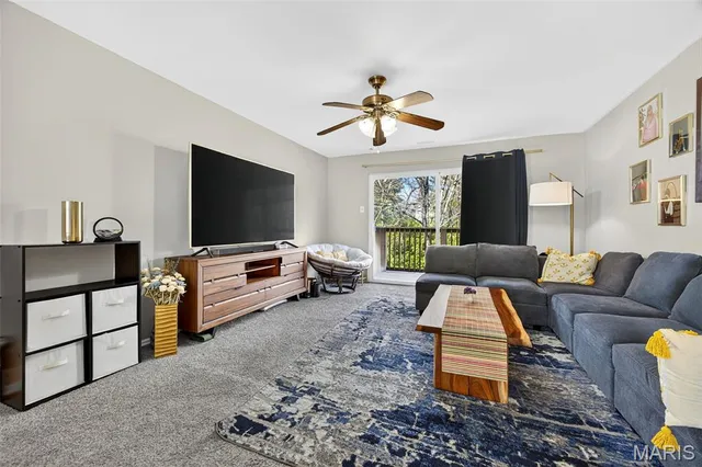 $155,000 | 75 Sugar Glen Court, Unit 7, St. Peters, MO 63376