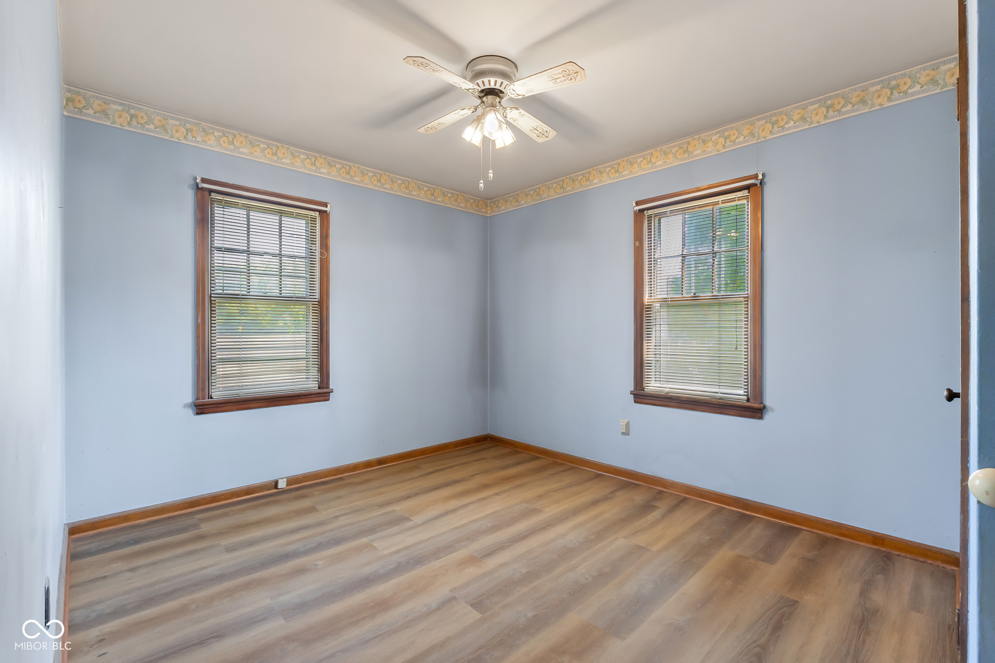 813 Central Place Columbus, IN 47201 - Photo 21 of 43