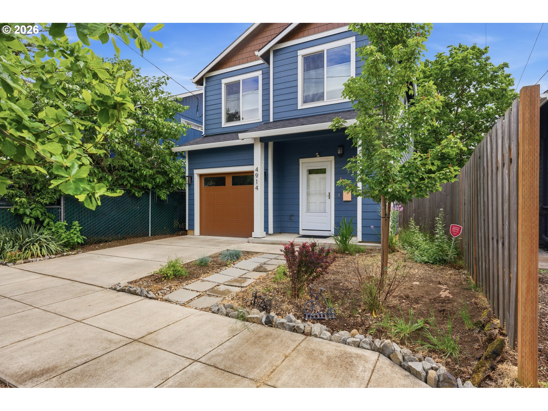 4914 Southeast 84th Avenue Portland, OR 97266 - Photo 2 of 31