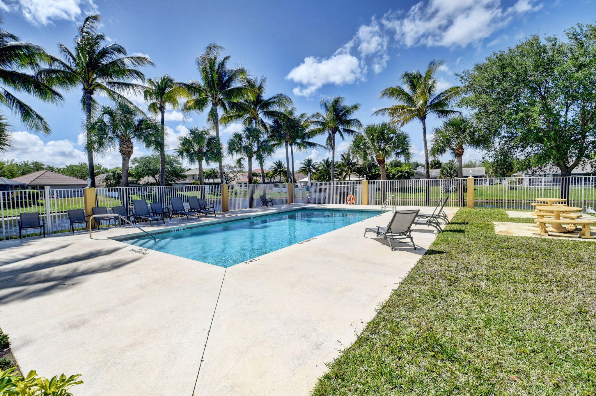 1142 Canoe Point Delray Beach, FL 33444 - Photo 60 of 68 Pool