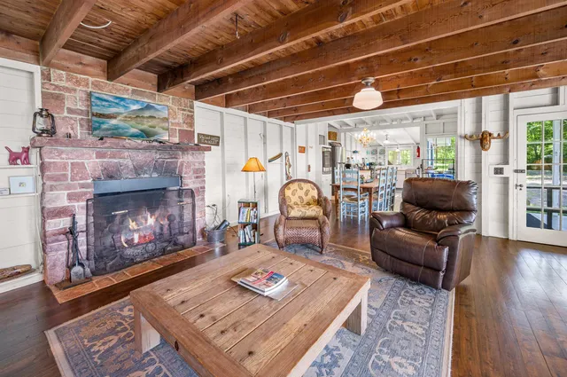 $1,100,000 | 335 West Shore Road, South Hero, VT 05486