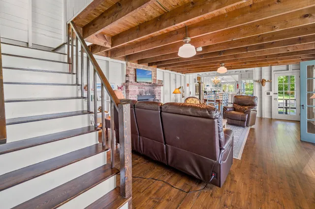 $1,100,000 | 335 West Shore Road, South Hero, VT 05486