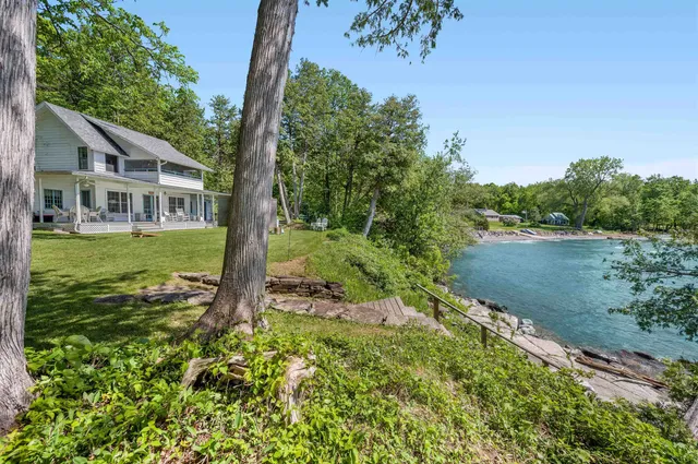 $1,100,000 | 335 West Shore Road, South Hero, VT 05486