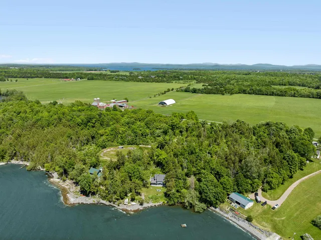 $1,100,000 | 335 West Shore Road, South Hero, VT 05486
