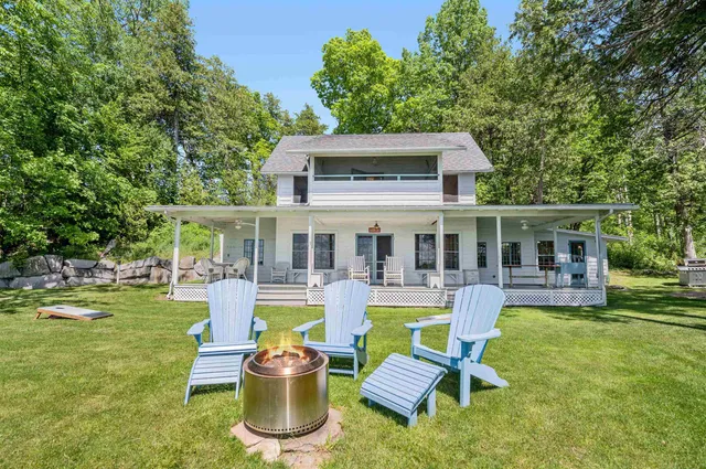$1,100,000 | 335 West Shore Road, South Hero, VT 05486
