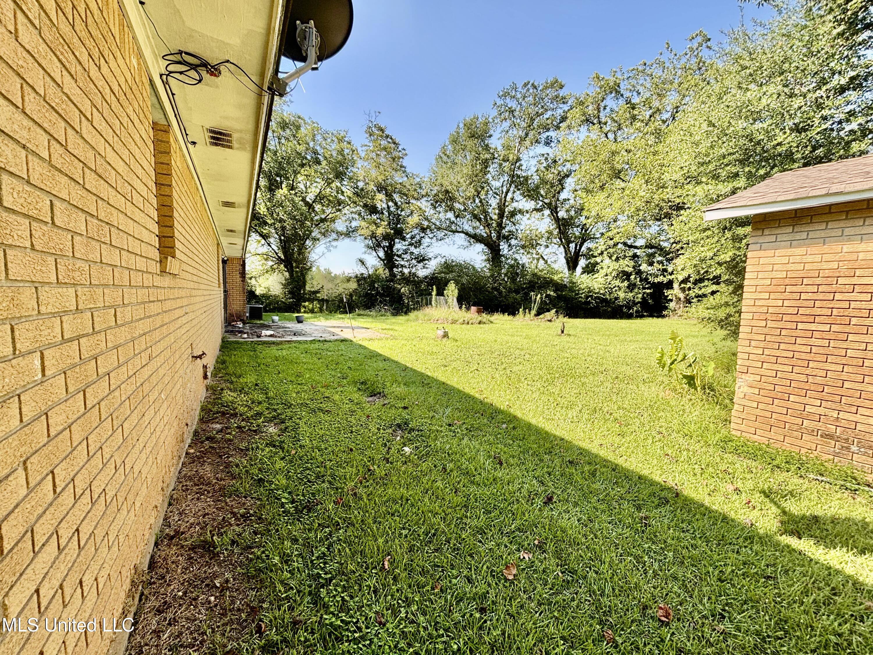 463 Daughdrill Road Silver Creek, MS 39663 - Photo 12 of 19 IMG_7940