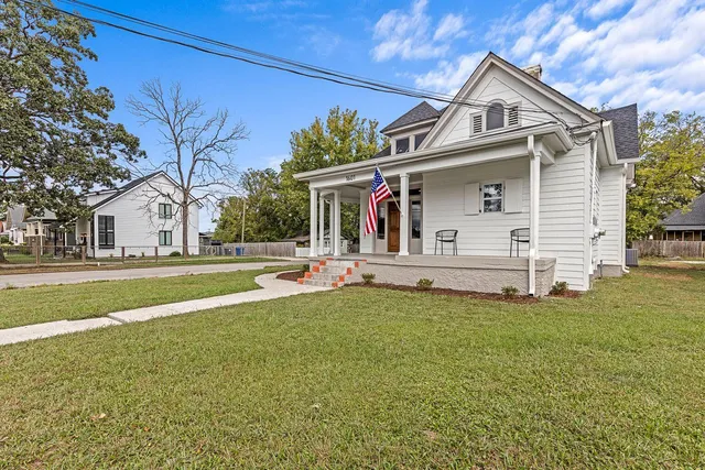 $425,000 | 1601 East 14th Street, Chattanooga, TN 37404