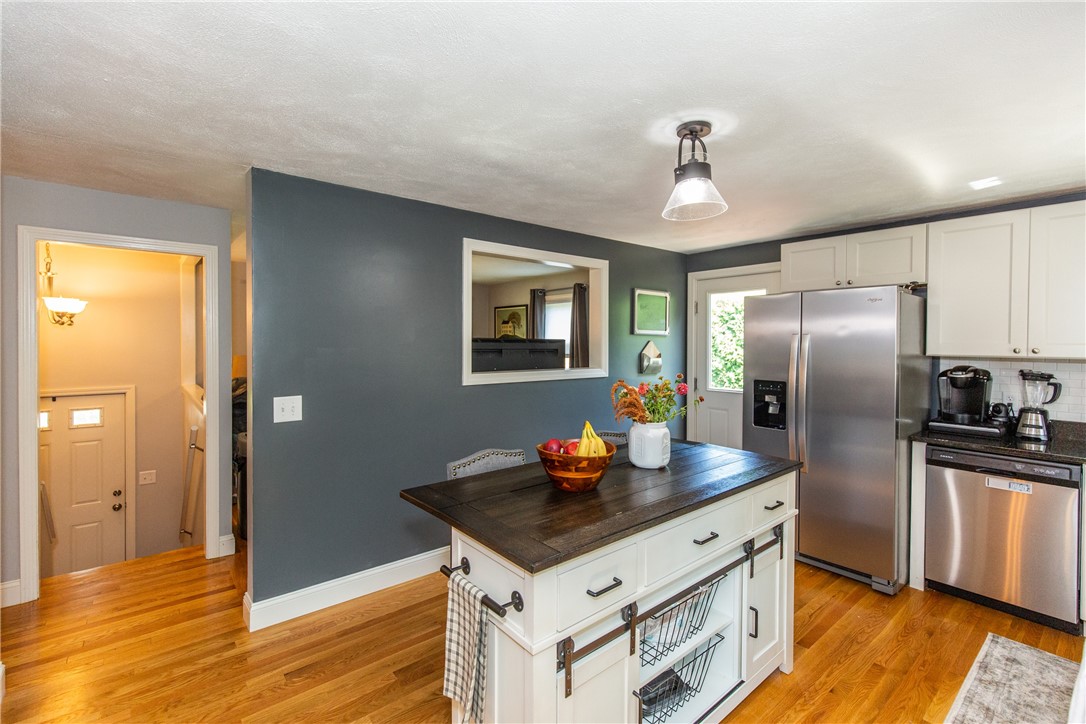 165 Getchell Avenue Woonsocket, RI 02895 - Photo 9 of 26