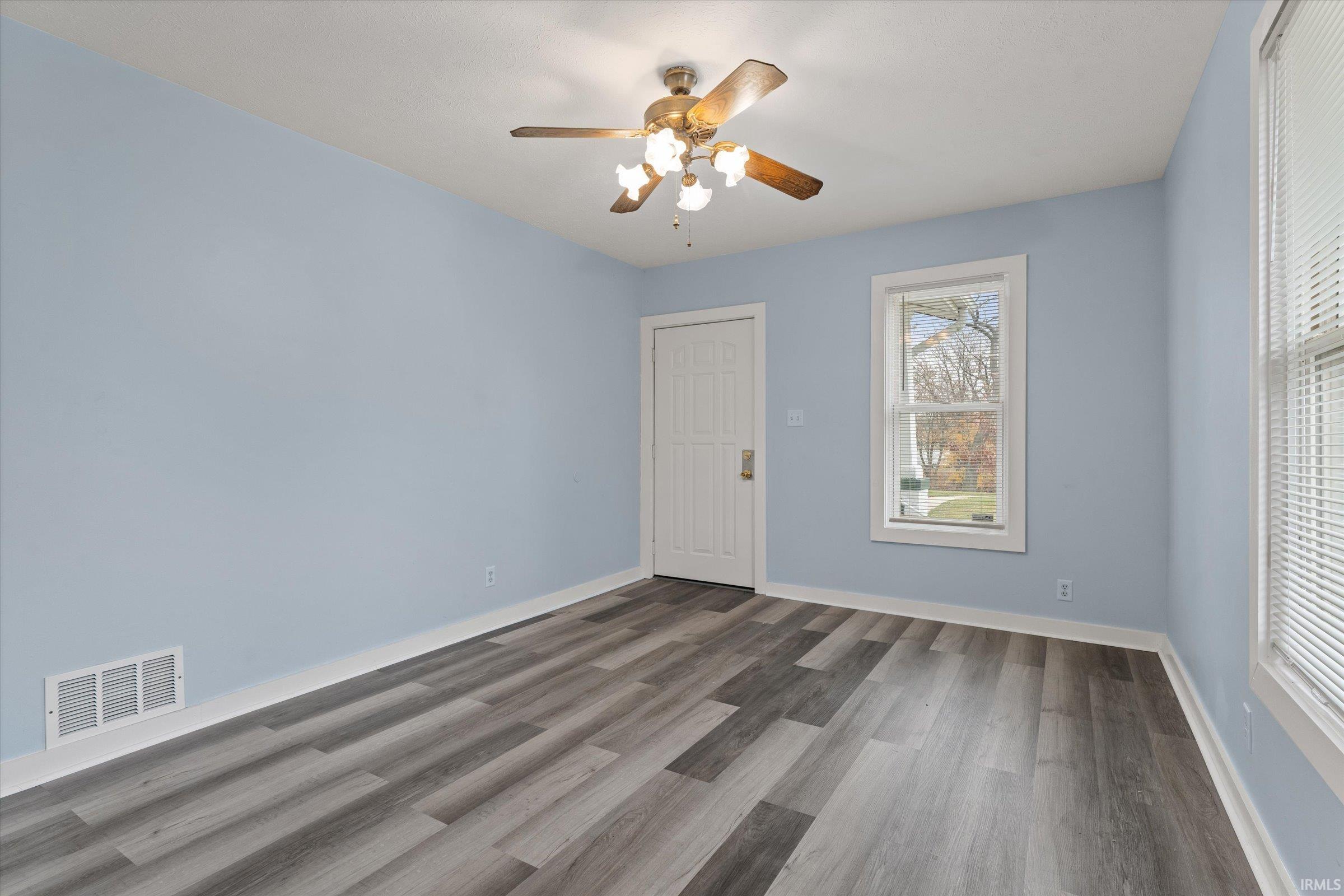 1515 Lebanon Street South Bend, IN 46613 - Photo 13 of 34