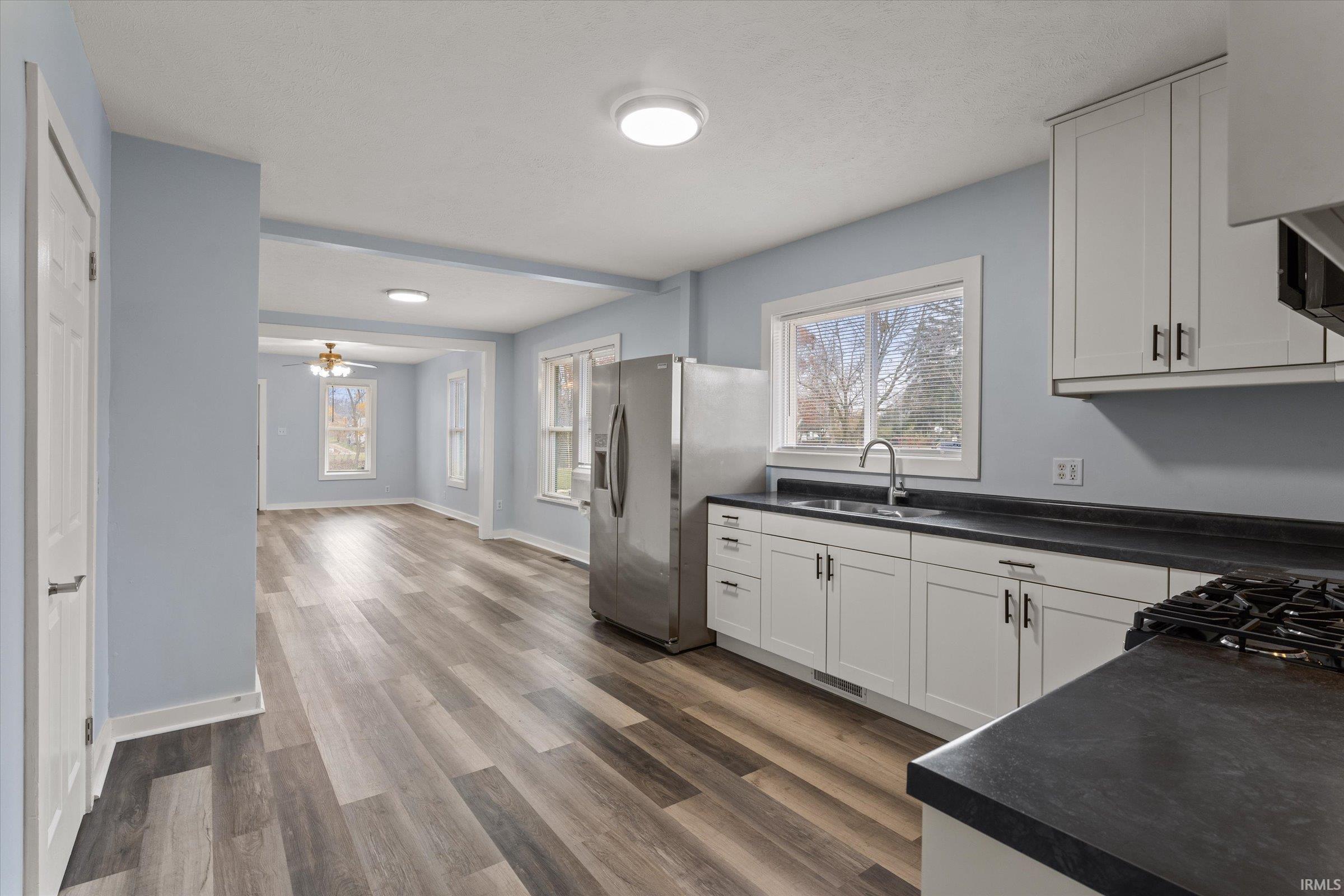 1515 Lebanon Street South Bend, IN 46613 - Photo 6 of 34