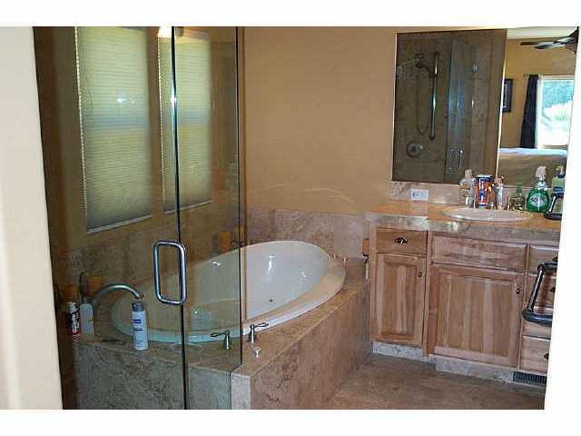 541 Guidero Way Encinitas, CA 92024 - Photo 2 of 5 Gallery Image 2