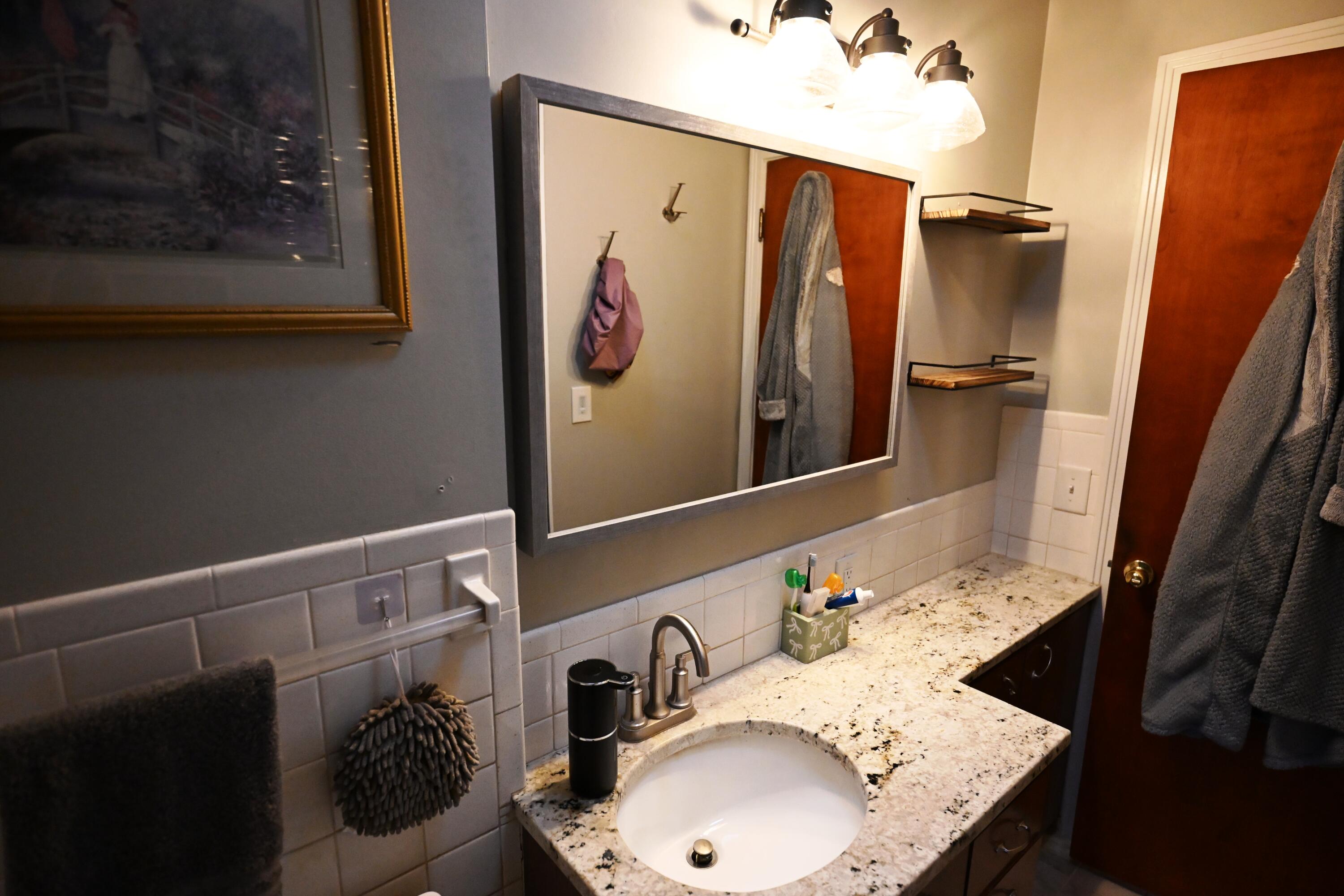 2734 Wellington Road Kalamazoo, MI 49008 - Photo 26 of 44 DSC_0197