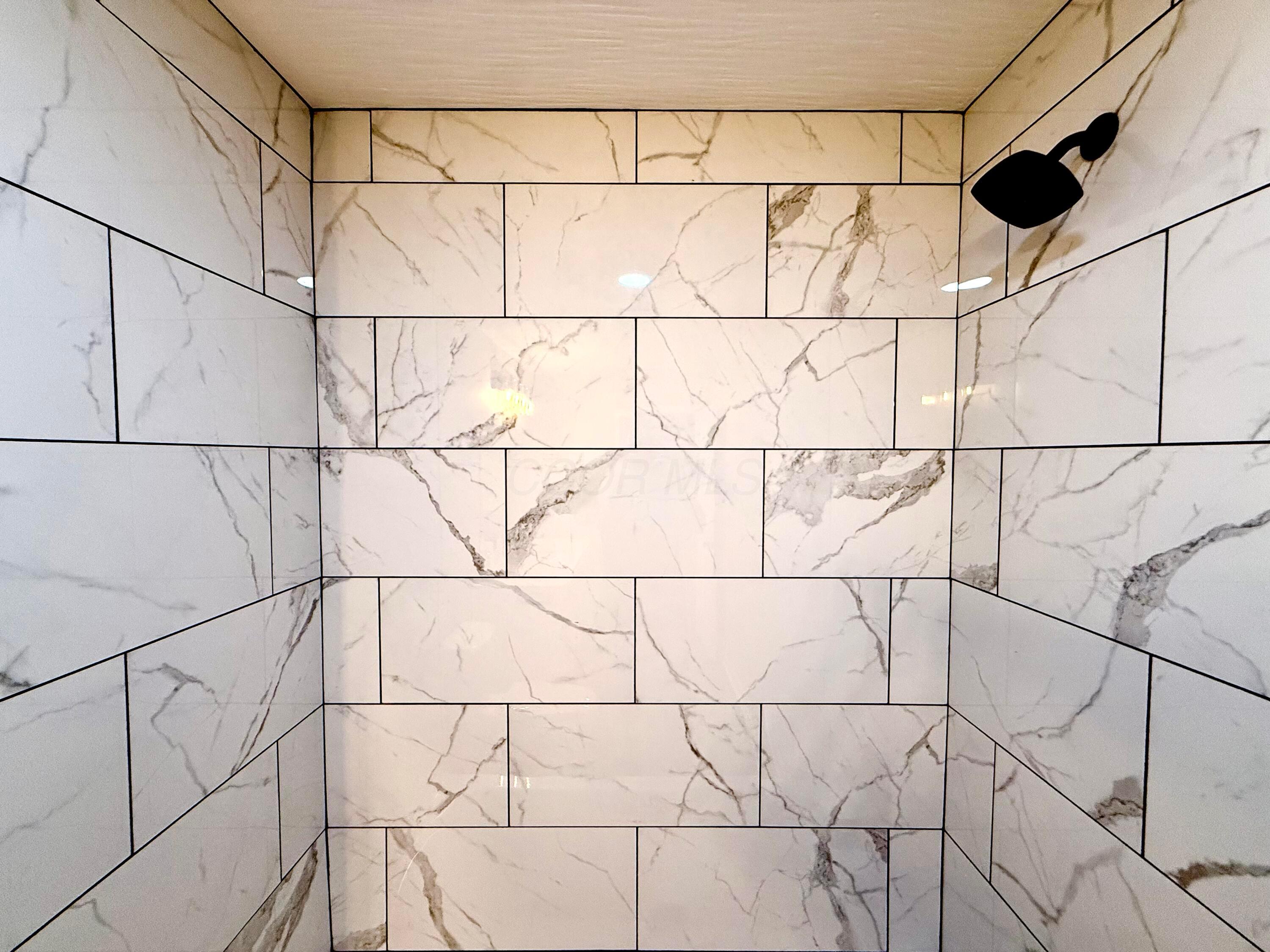 2430 West Point Road Southeast Lancaster, OH 43130 - Photo 22 of 35 Hall shower