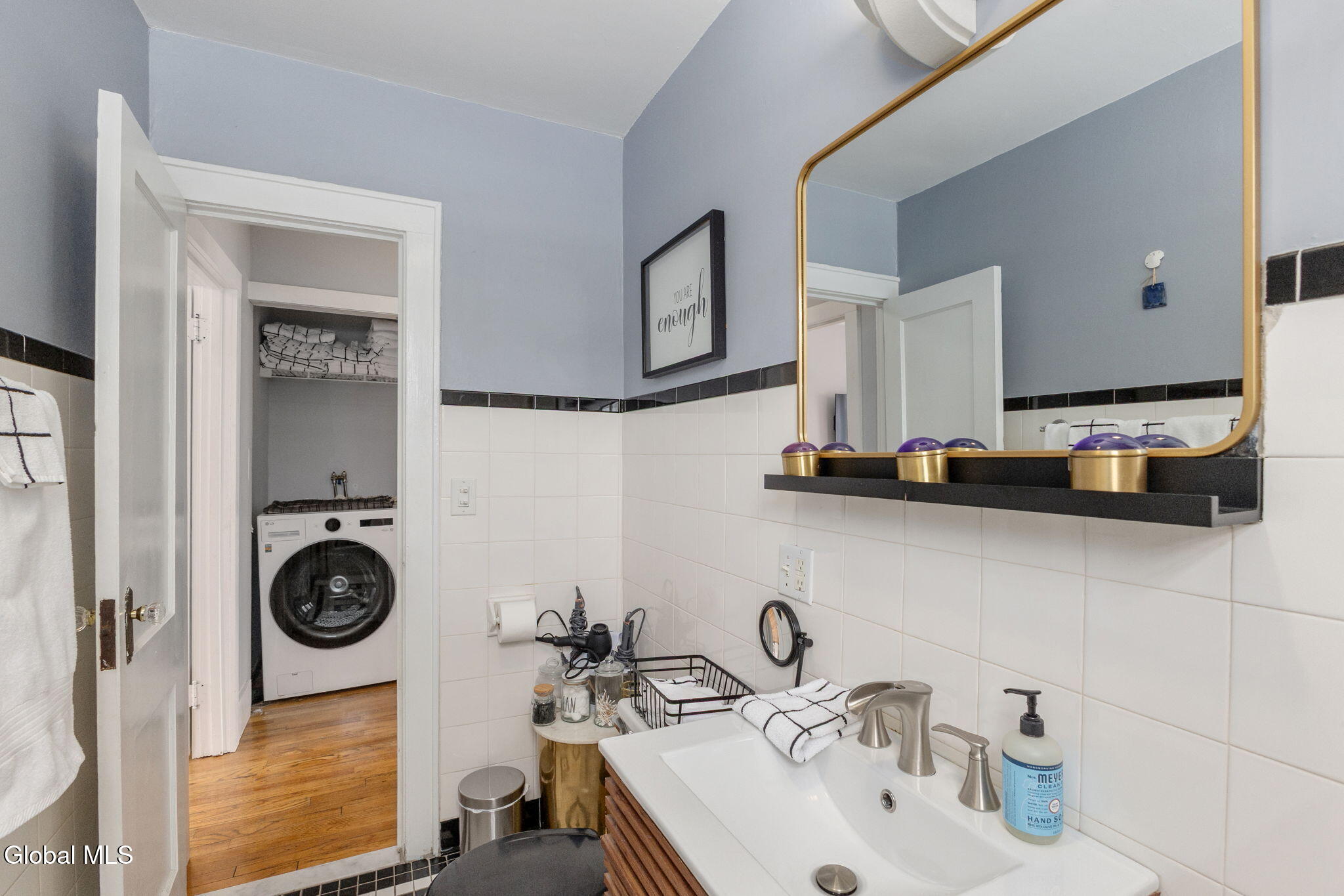 83 Spring Street Albany, NY 12210 - Photo 21 of 29 33-83SpringSt_33