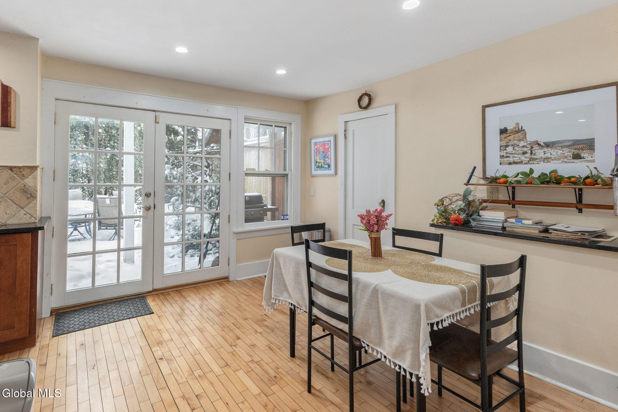 83 Spring Street Albany, NY 12210 - Photo 5 of 29 9-83SpringSt_09