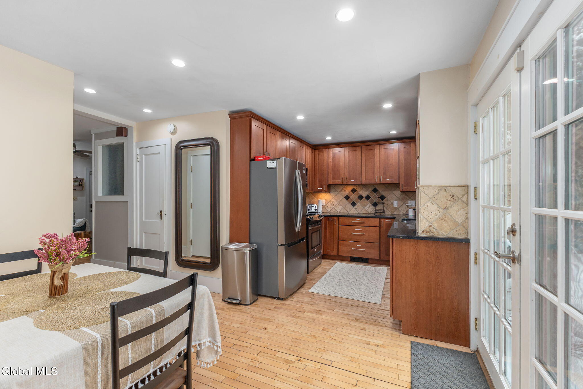 83 Spring Street Albany, NY 12210 - Photo 7 of 29 11-83SpringSt_11