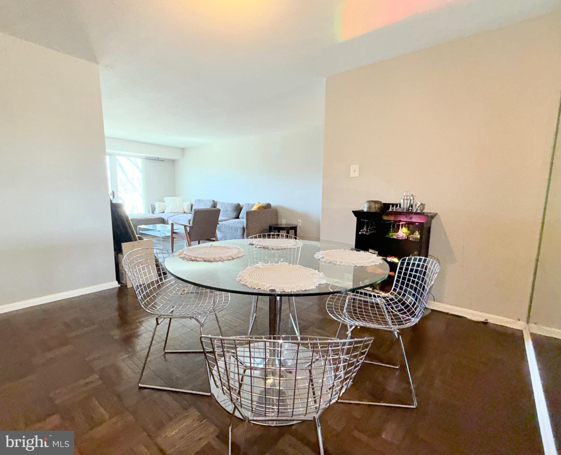 700 7th Street Southwest, Unit 406 Washington, DC 20024 - Photo 13 of 37 Dining area