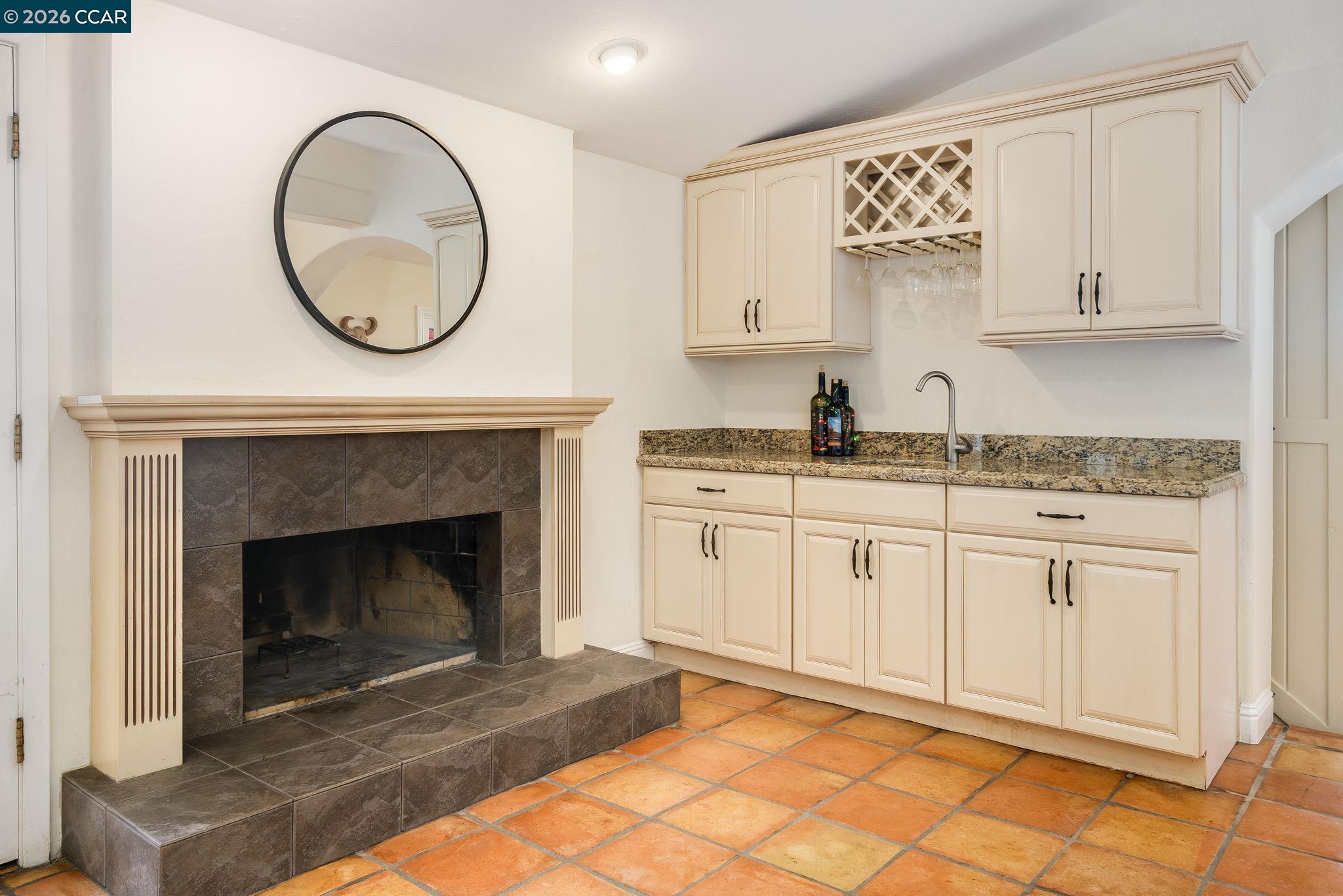 7151 Johnston Road Pleasanton, CA 94588 - Photo 12 of 69