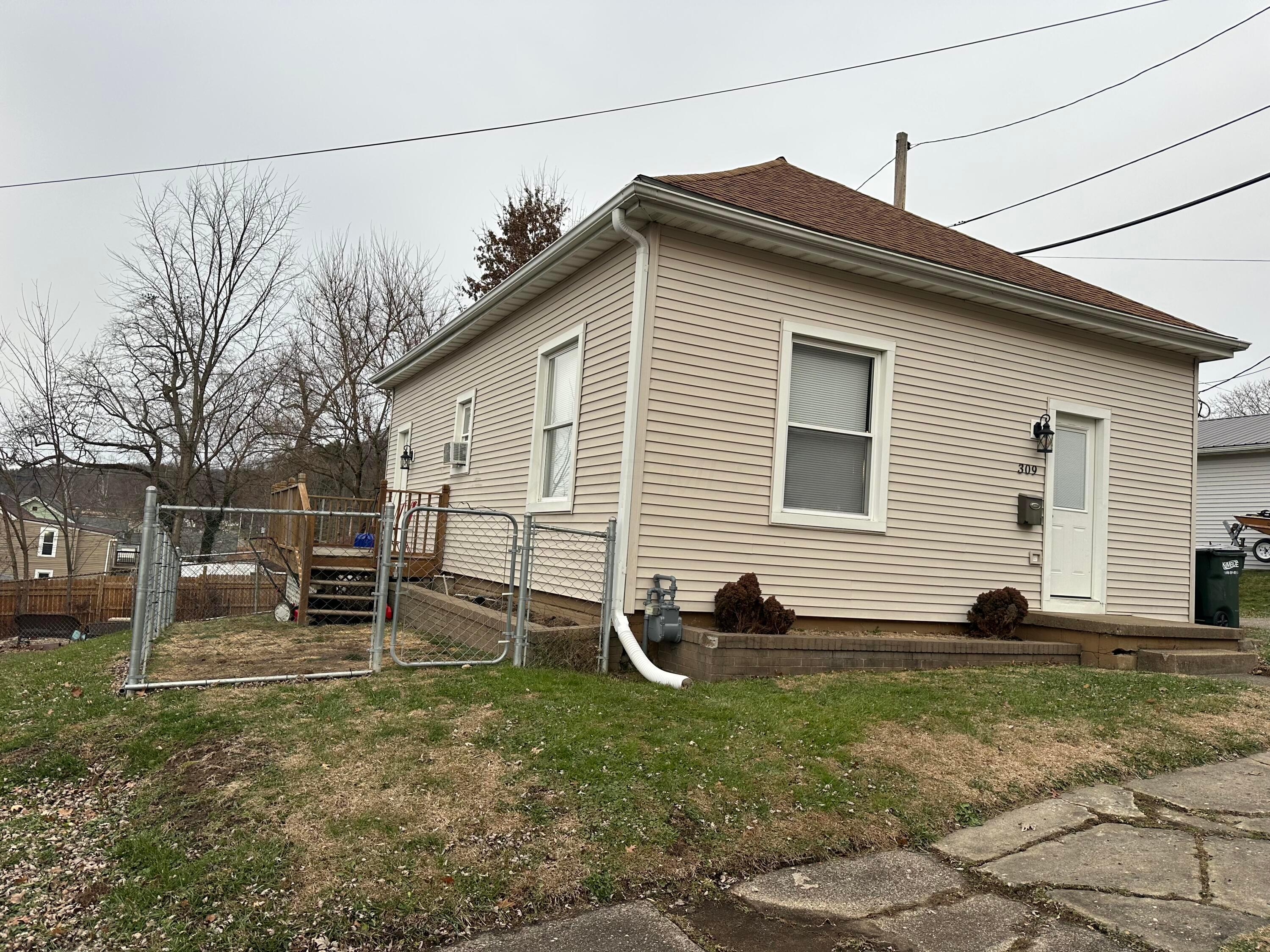 309 Welch Street Dennison, OH 44621 - Photo 2 of 9 IMG_5904