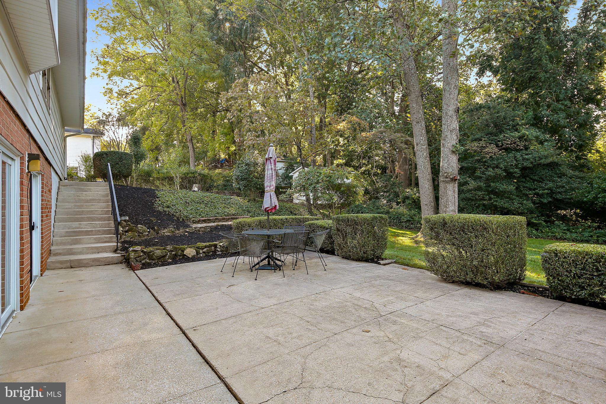 10033 Fox Den Road Ellicott City, MD 21042 - Photo 34 of 39 Large patio for outdoor entertaining.