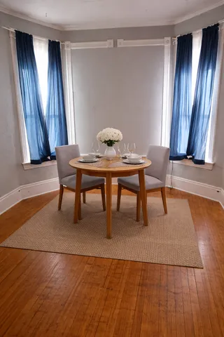 $249,000 | 395 Thomas Avenue West, St. Paul, MN 55103