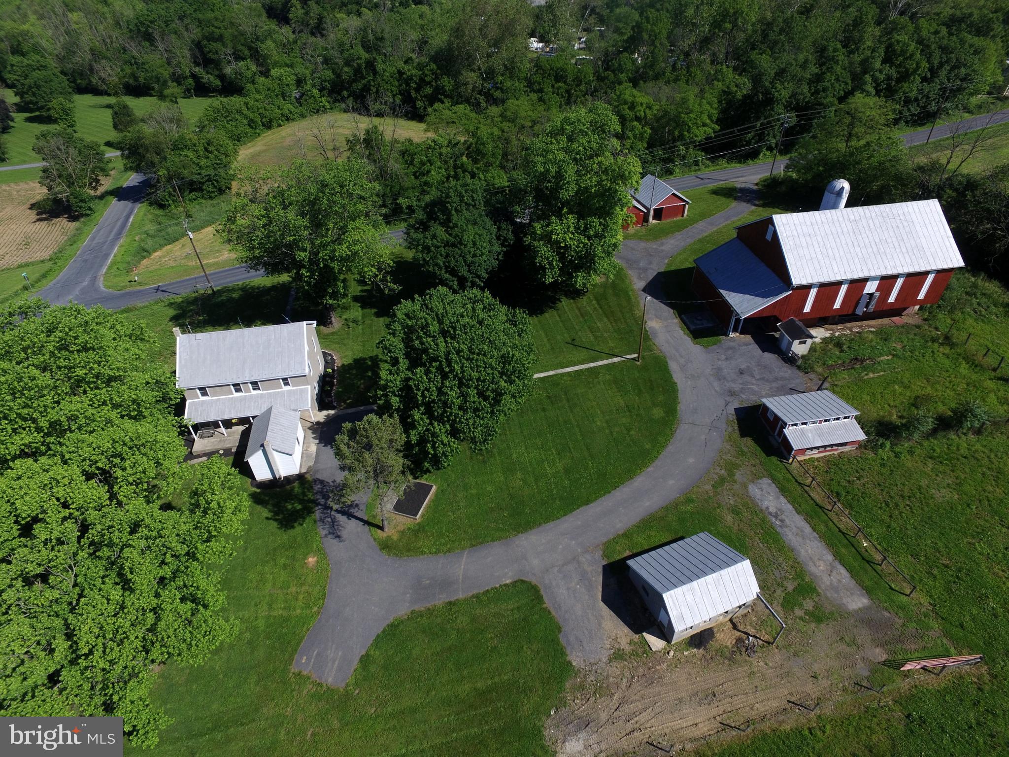 222 Creek Road Carlisle, PA 17015 - Photo 17 of 47