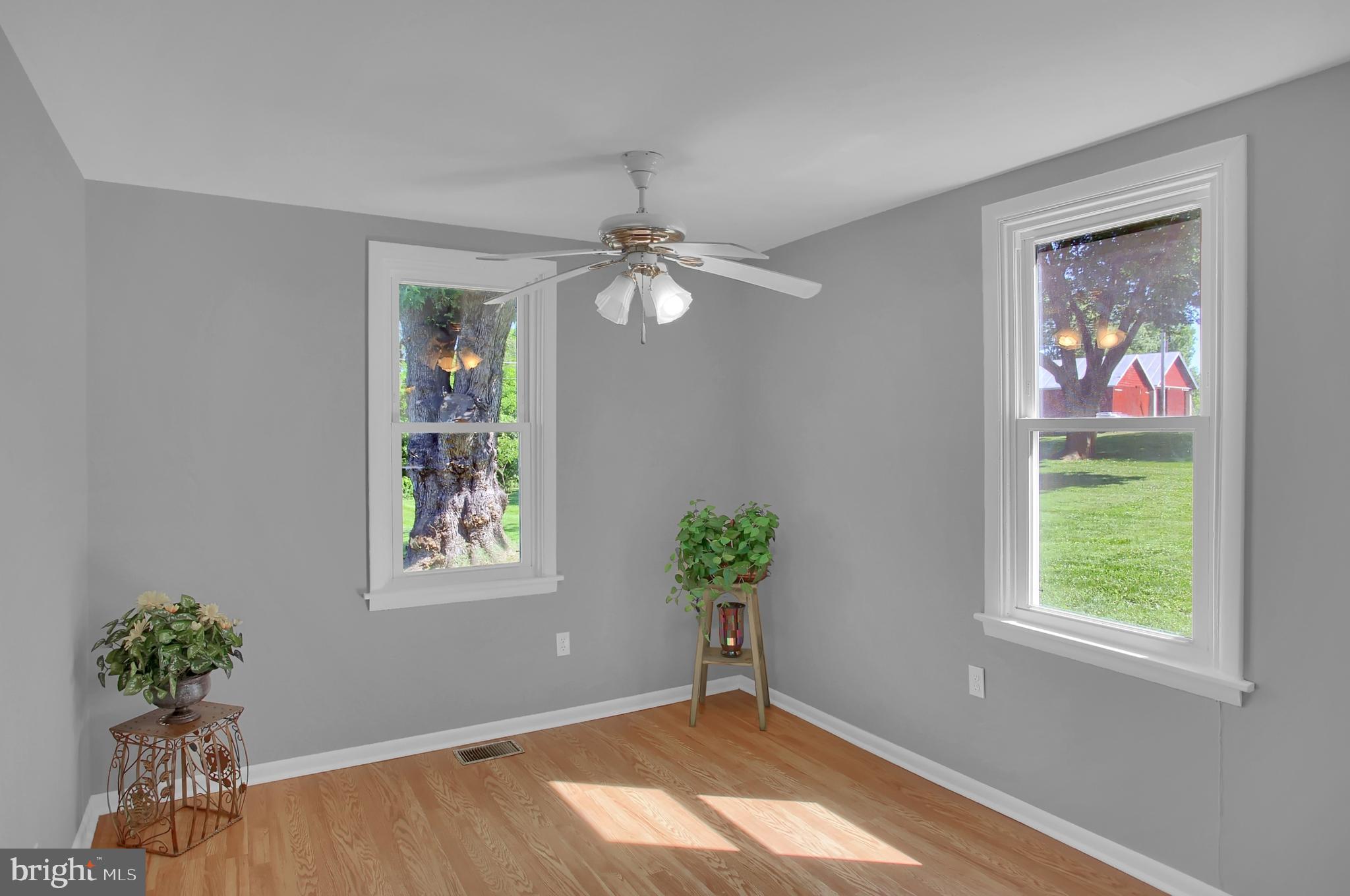 222 Creek Road Carlisle, PA 17015 - Photo 3 of 47