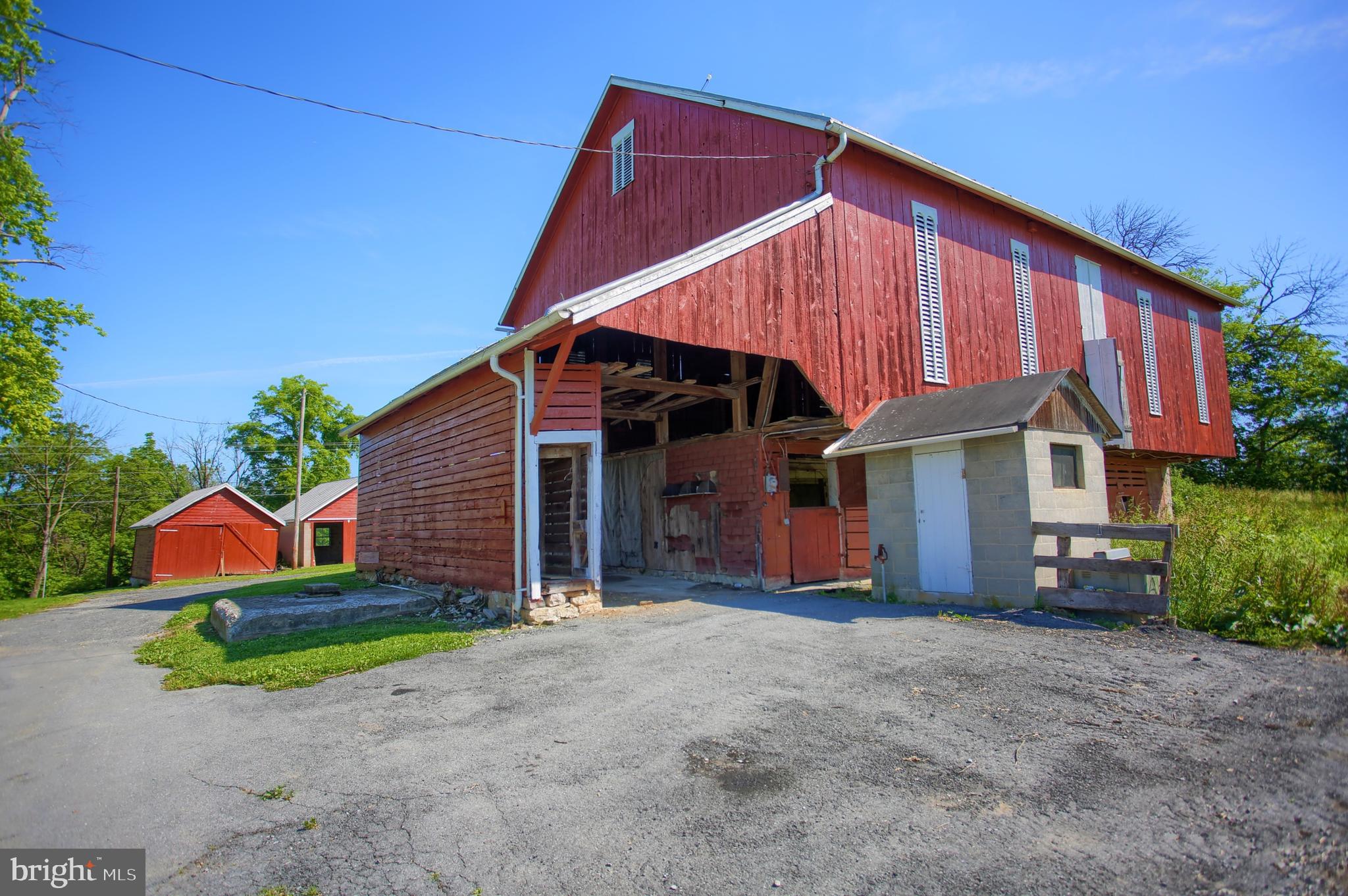 222 Creek Road Carlisle, PA 17015 - Photo 27 of 47