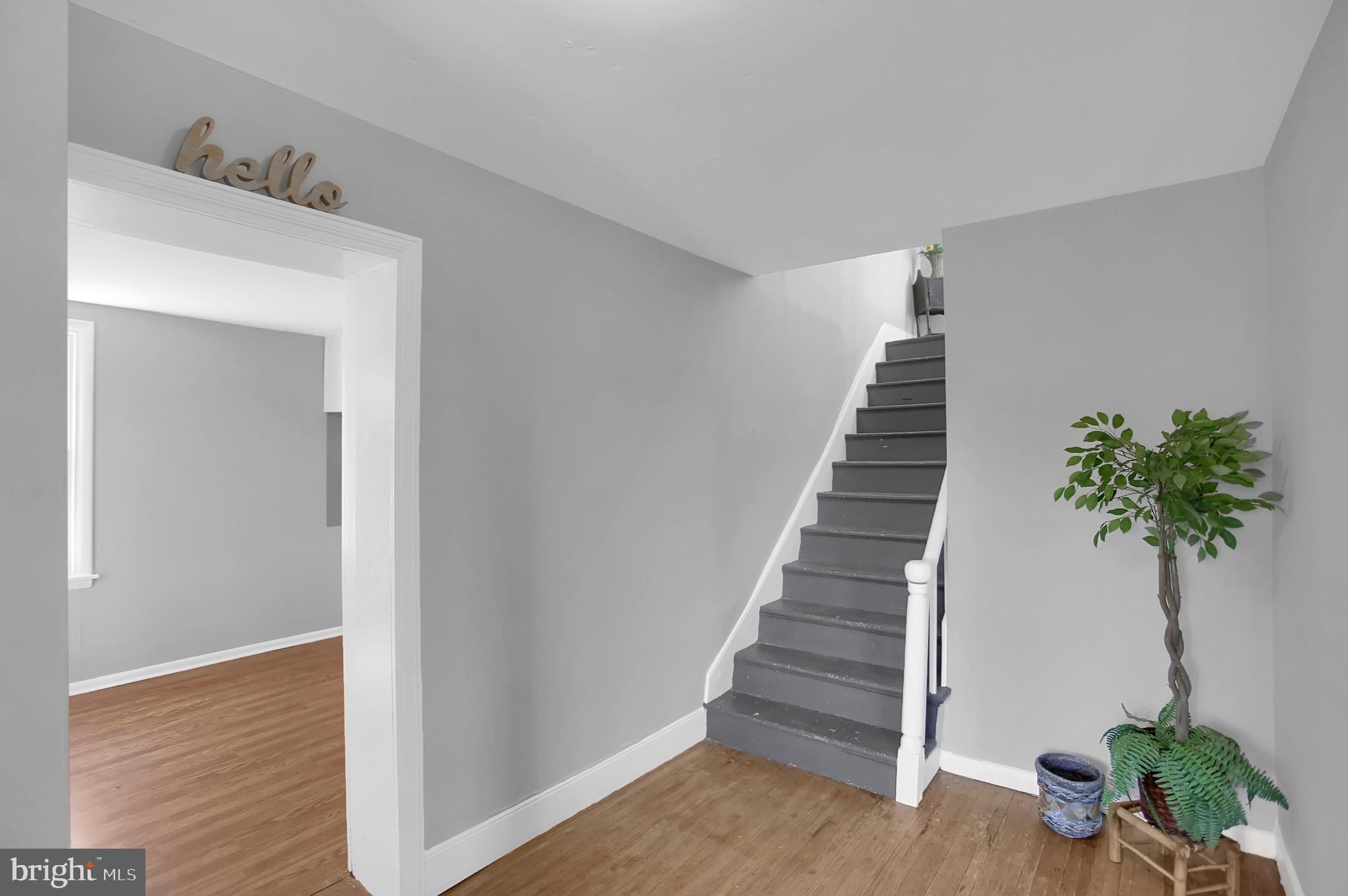 222 Creek Road Carlisle, PA 17015 - Photo 4 of 47