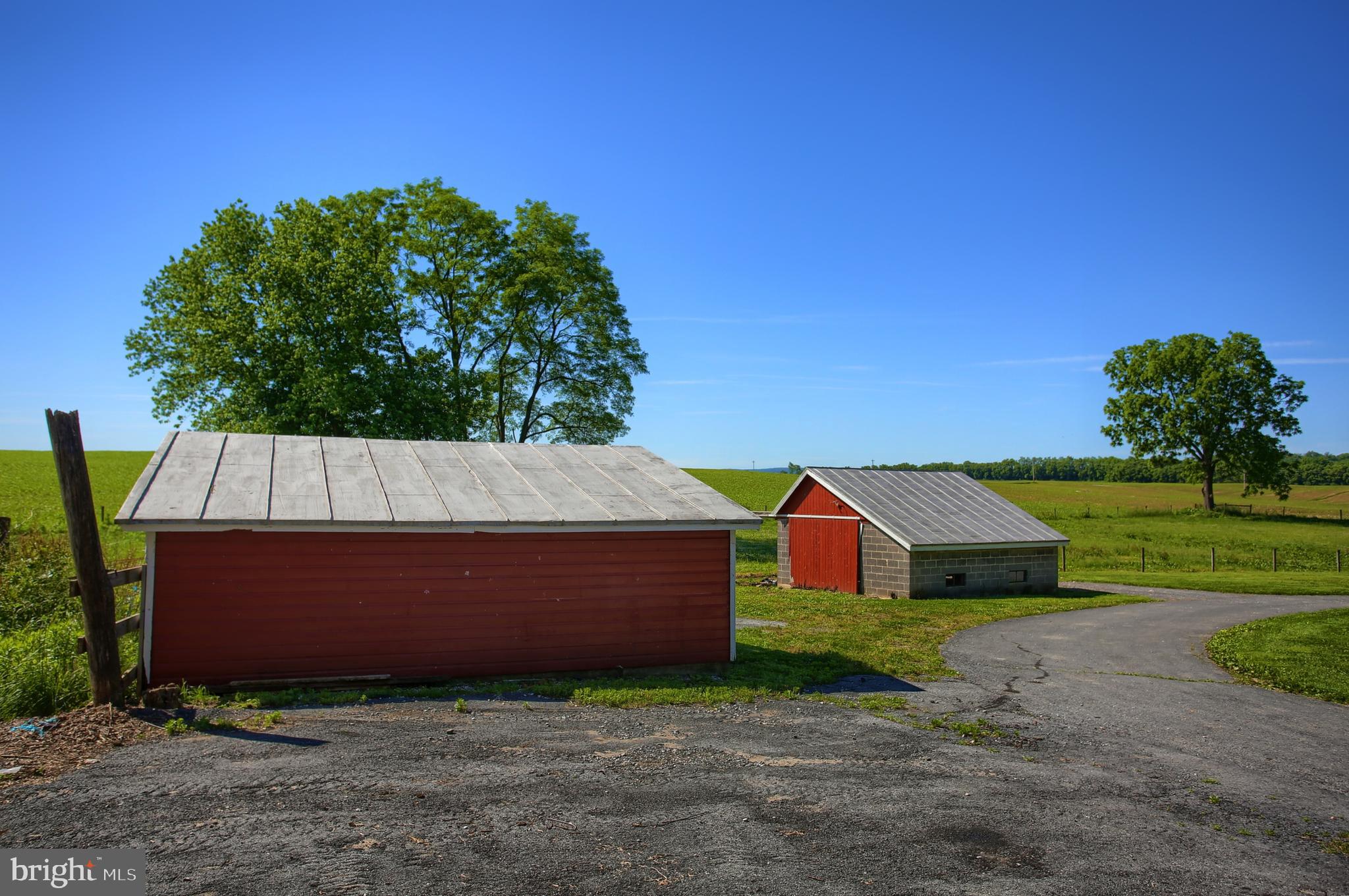 222 Creek Road Carlisle, PA 17015 - Photo 31 of 47