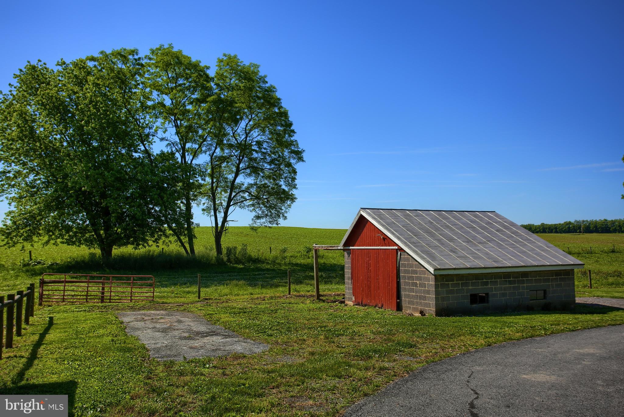222 Creek Road Carlisle, PA 17015 - Photo 35 of 47