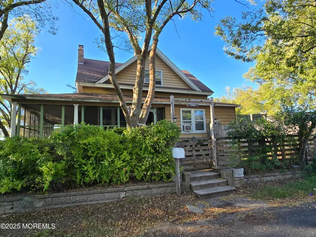 $385,000 | 112 Creek Road, Keansburg, NJ 07734