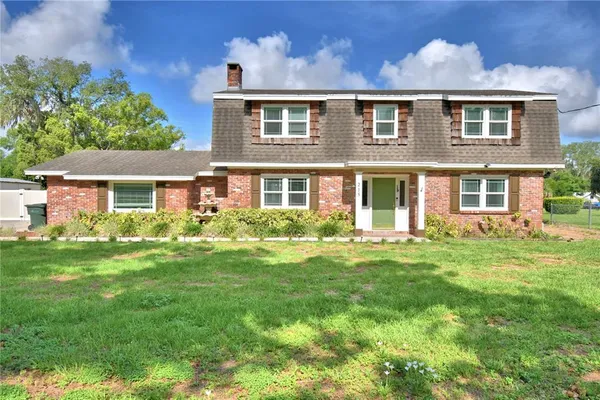 $349,900 | 215 South Ilakee Avenue, Lake Alfred, FL 33850