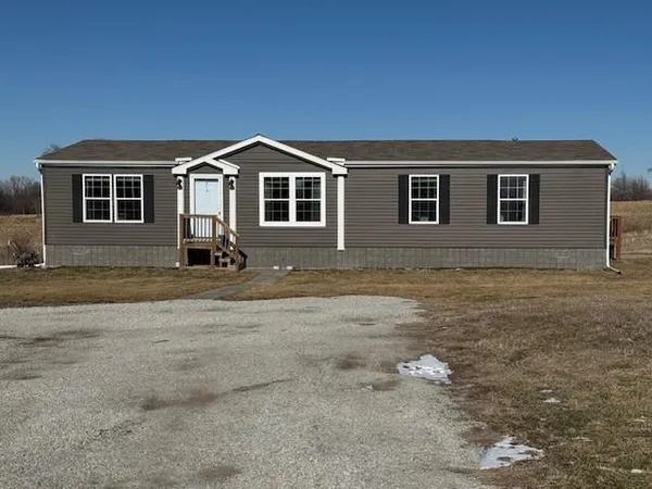 $345,000 | 600 Northwest 305th Street, Plattsburg, MO 64477