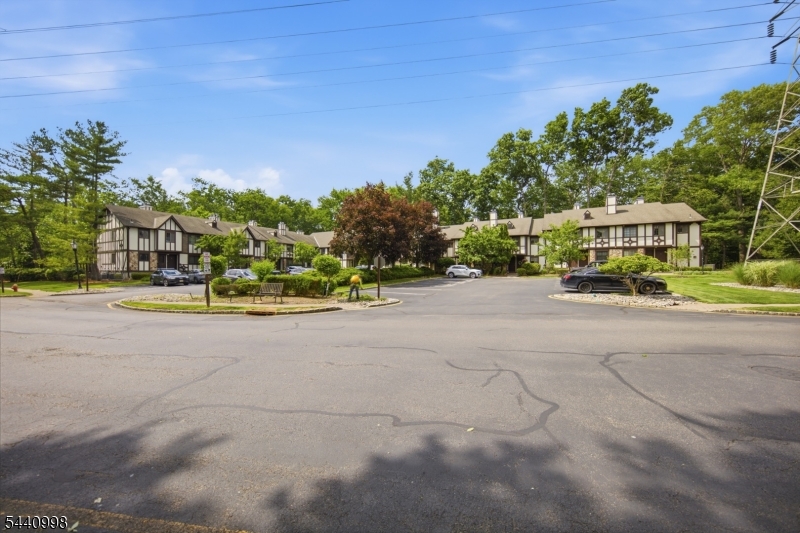 609 Mark Twain Way Mahwah, NJ 07430 - Photo 37 of 40