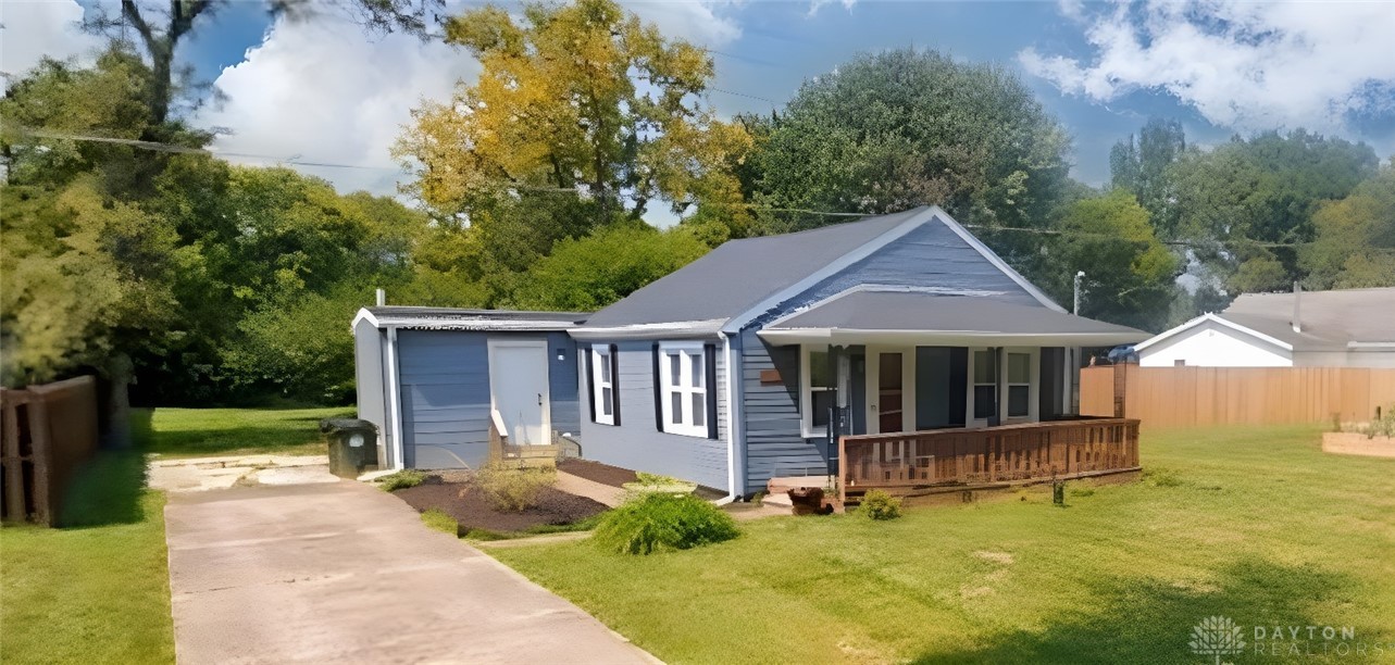 9523 Coleman Road Miamisburg, OH 45342 - Photo 1 of 13 Front of home