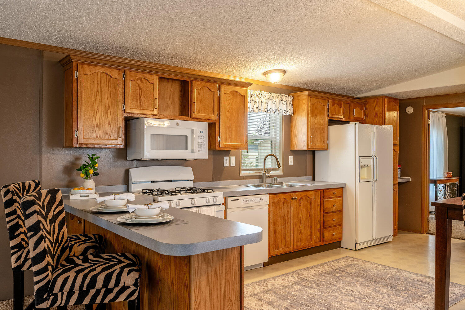 729 East Timberline Drive Sheridan, WY 82801 - Photo 4 of 20 03 kitchen