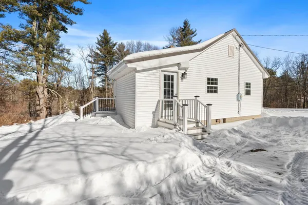 $539,000 | 126 Watson Road, Dover, NH 03820