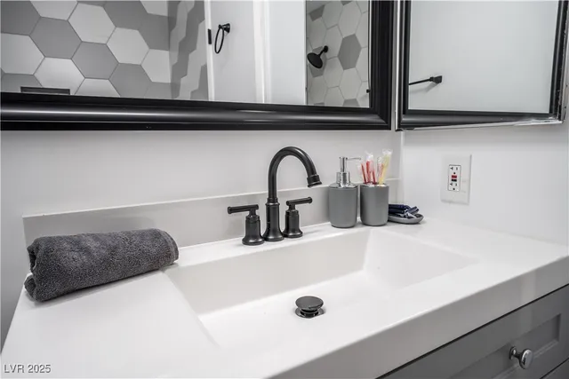 $3,300 | 2364 Belvedere Drive, Henderson, NV 89014