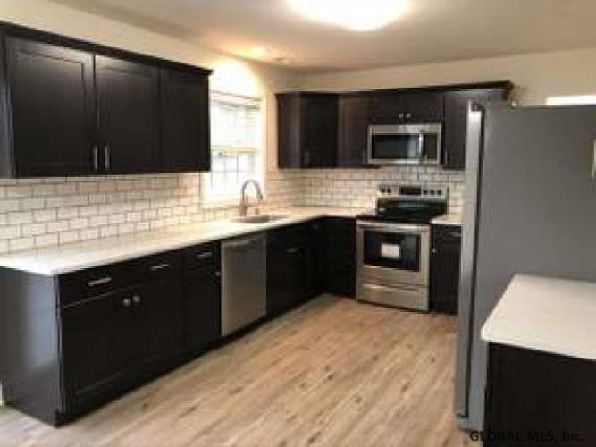 86 Fellows Road Halfmoon, NY 12065 - Photo 3 of 6 Photo 3