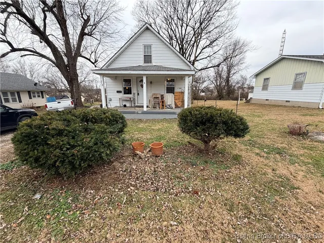 $149,900 | 218 Washington Boulevard, Salem, IN 47167