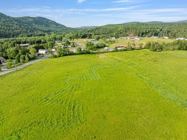 $285,000 | 3 Us Route, Stewartstown, NH 03576