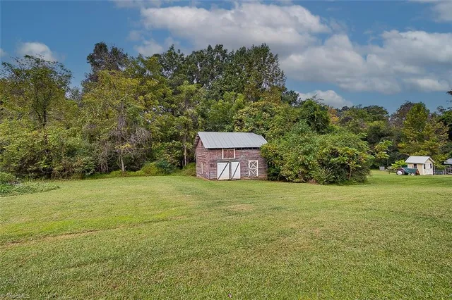 $155,000 | 5626 Calais Drive, Pleasant Garden, NC 27313