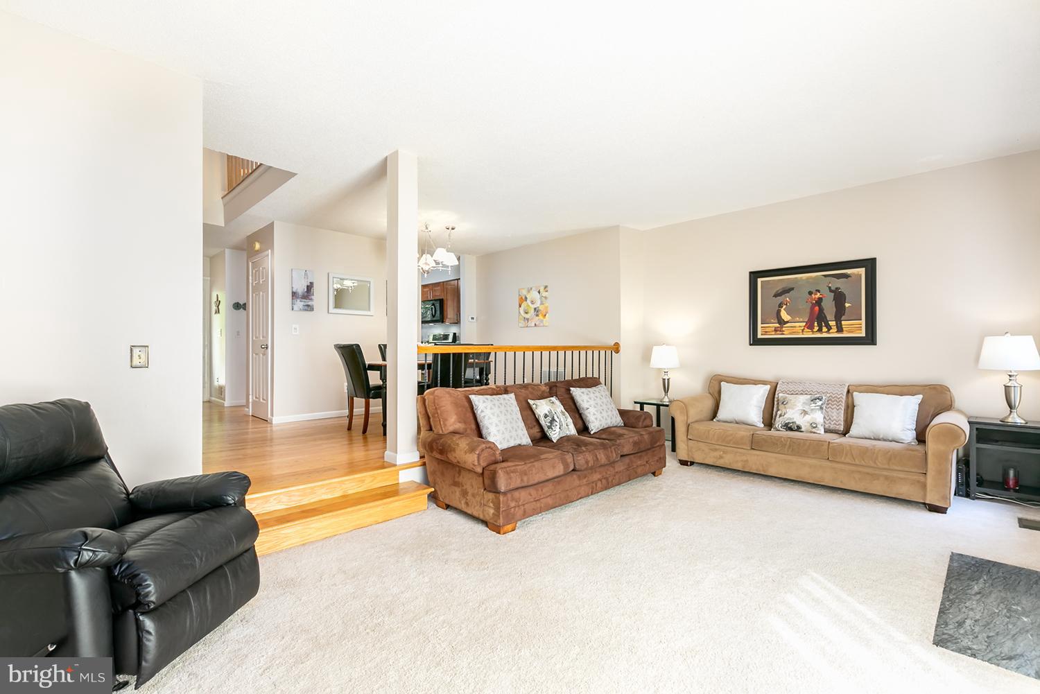 1413 Newport Spring Court Reston, VA 20194 - Photo 8 of 29 Step into your plush retreat.