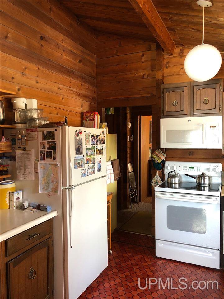 46810 Pilgrim Road Houghton, MI 49931 - Photo 19 of 50 Gallery Image 19