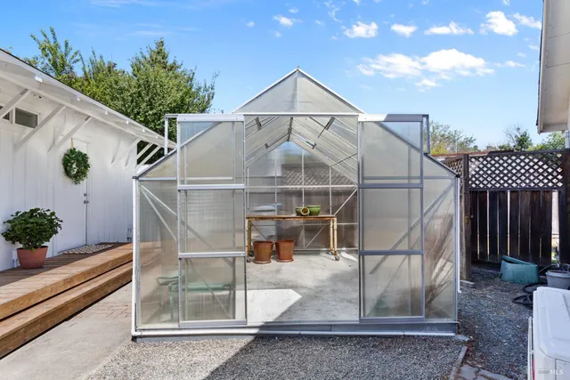 $849,000 | 530 Anson Court, Rohnert Park, CA 94928