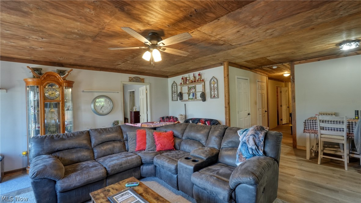 70535 Hopewell Road Cambridge, OH 43725 - Photo 10 of 50